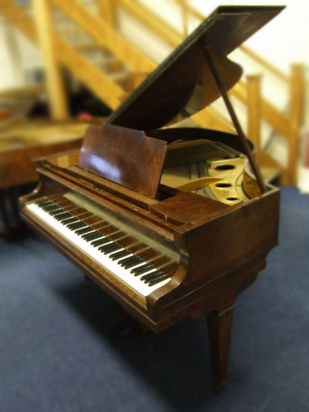 chappell baby grand piano, chappell, yamaha pianos, steinway pianos