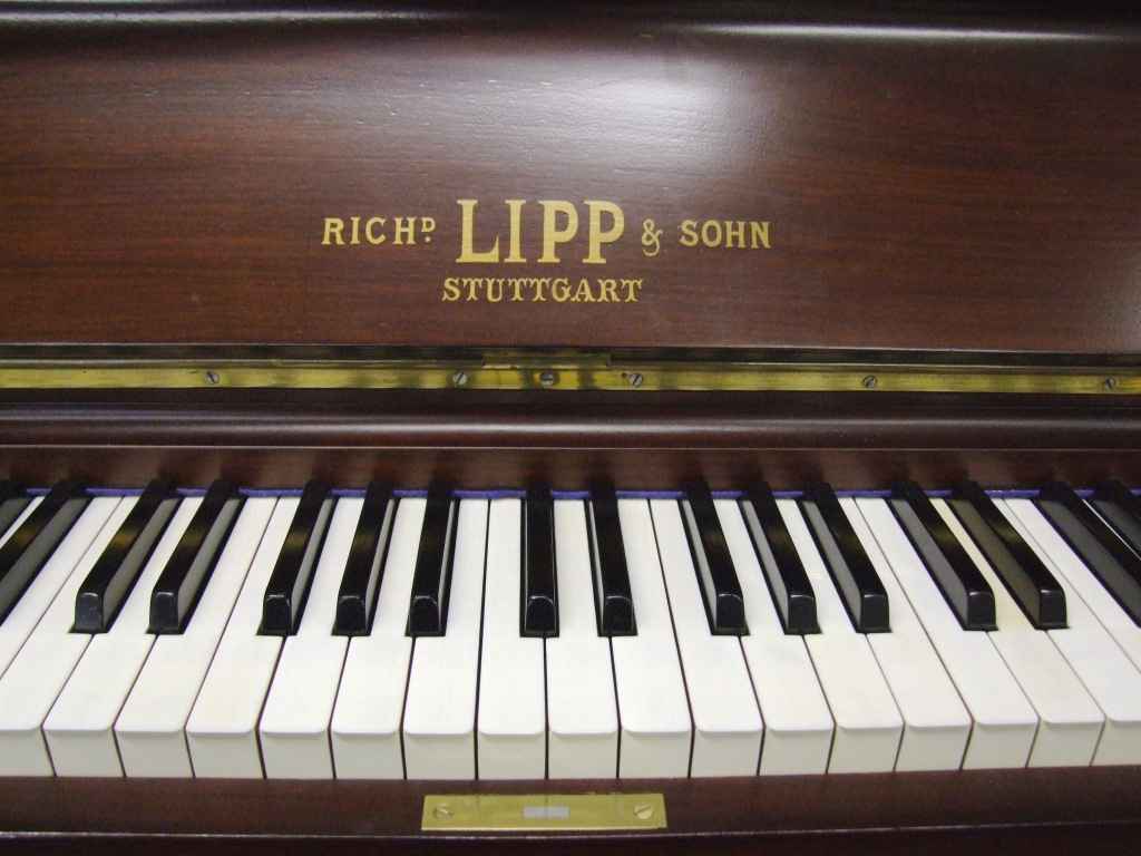 Richard Lipp  - dealers in Steinway grand pianos baby grand pianos, Fazioli, Bosendorfer, Bechstein, Bluthner, Yamaha
