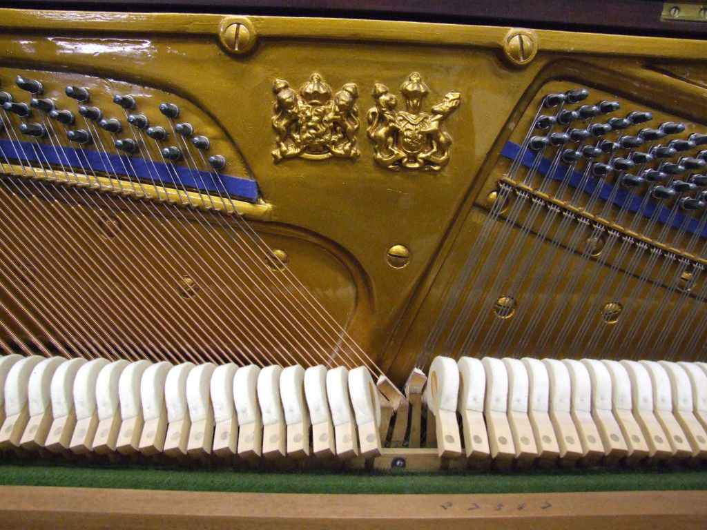 Richard Lipp  - dealers in Steinway grand pianos baby grand pianos, Fazioli, Bosendorfer, Bechstein, Bluthner, Yamaha
