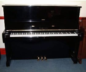 Yamaha Upright pianos U1G