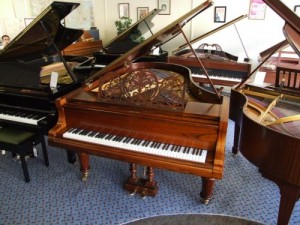 b3 300x225 Piano Advice