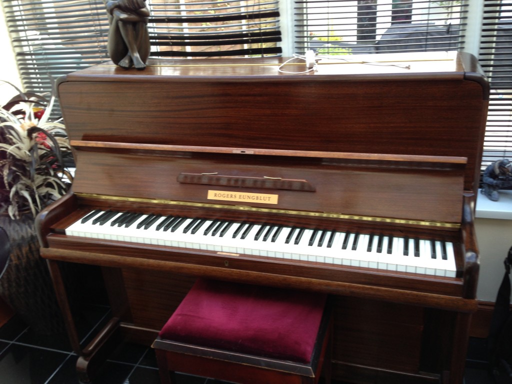 Eungblut, Rogers Pianos-Pianos for Sale