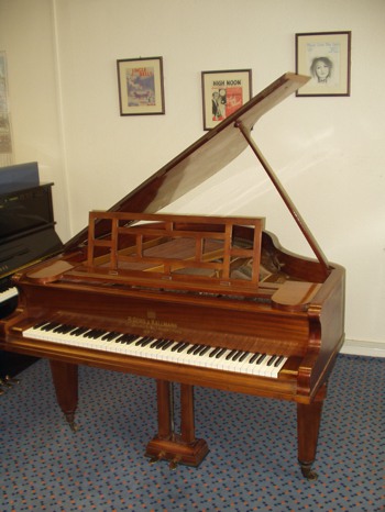 Gors & Kallmann Pianos-Pianos for Sale