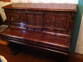 Moore and Moore Pianos-Pianos for Sale