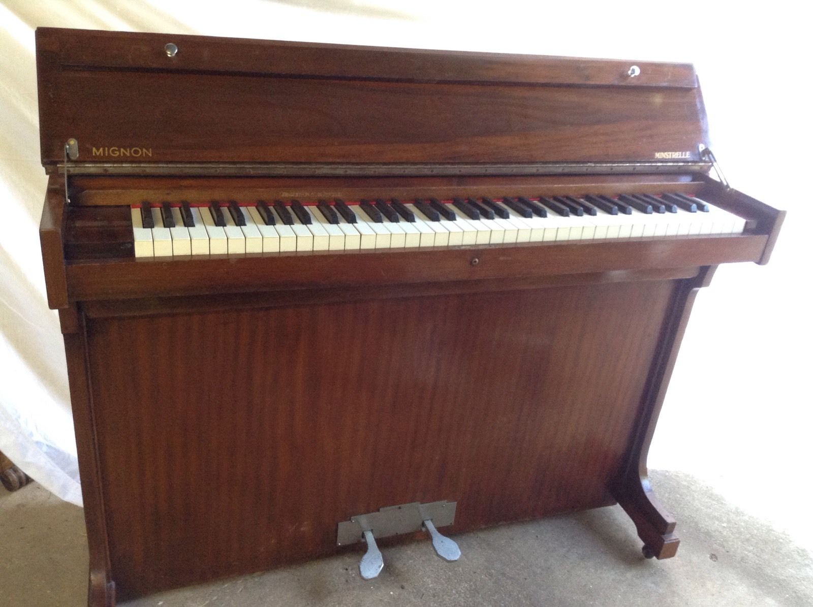 Minstrelle  Pianos-Pianos for Sale