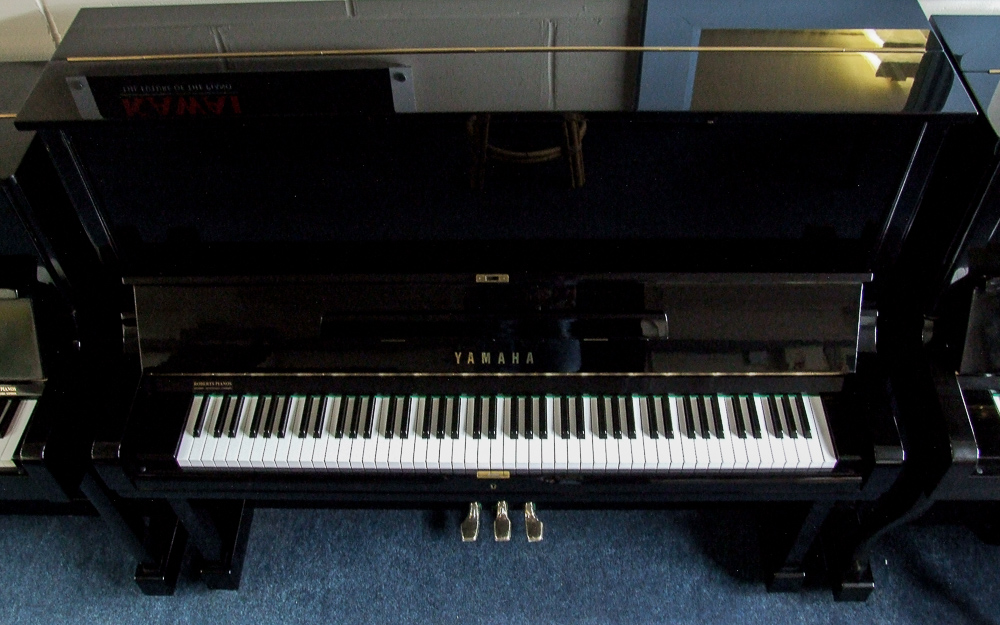 yamaha u3h